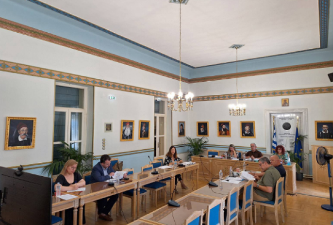 Περιφερειακή Επιτροπή | Συμμετοχή στην 88η ΔΕΘ και αποφάσεις για βελτίωση οδικών δικτύων και προμήθεια εξοπλισμού για το Ιστορικό-Λαογραφικό Μουσείο Κορίνθου